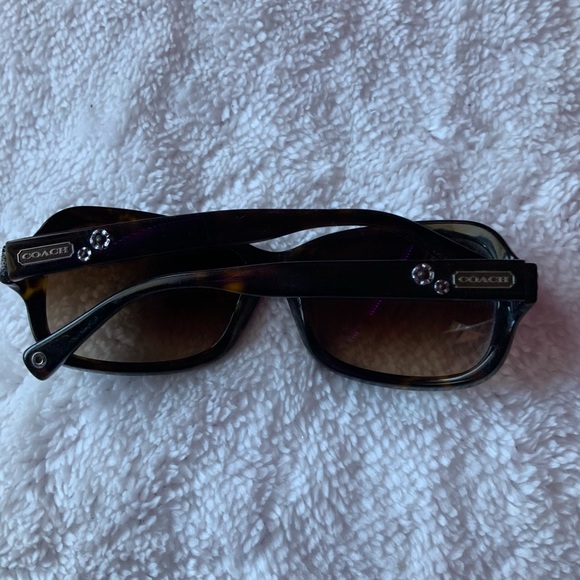 Coach sunglasses - Picture 2 of 4